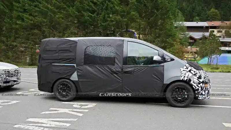 Foto - Sosok Generasi Penerus Hyundai H1 Tersingkap 