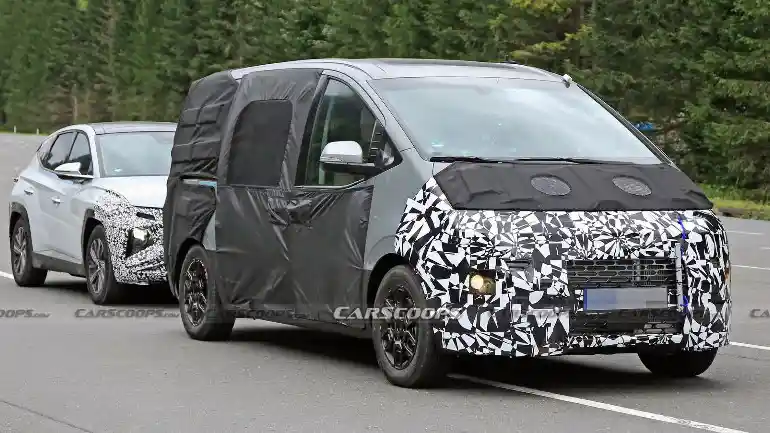 Foto - Sosok Generasi Penerus Hyundai H1 Tersingkap 