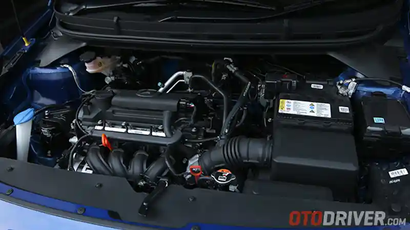 Foto - FIRST DRIVE: Hyundai i20 2016 A/T