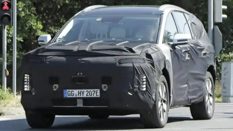Foto - SPY SHOT: Kembaran Kia EV9, Hyundai Ioniq 7