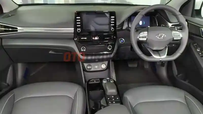 Foto - DP Hyundai Ioniq Mulai Rp 16 Jutaan, Berapa Cicilan Bulanannya?