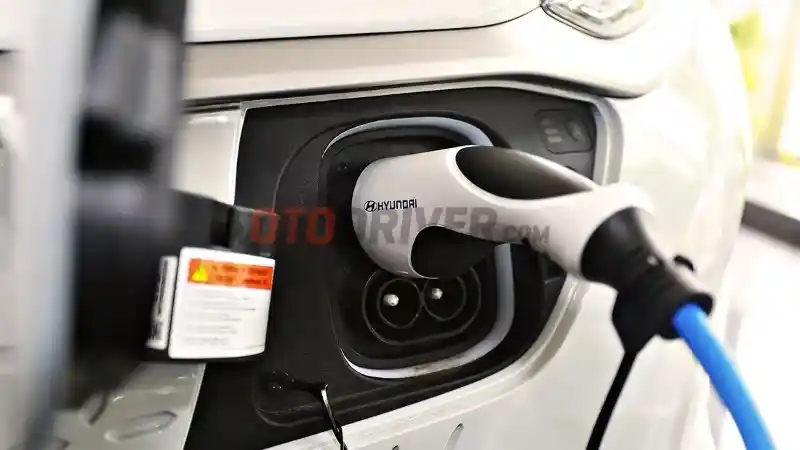 Berita - Erick Thohir: Minta PLN Diskon Tarif Listrik Untuk Charging Kendaraan Listrik Di Rumah