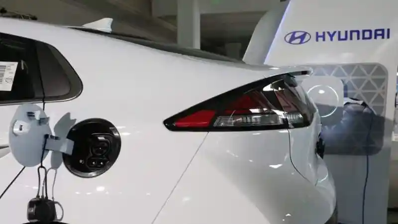 Foto - Cara Baru Lihat Pameran Mobil Hyundai di Tengah Pandemi