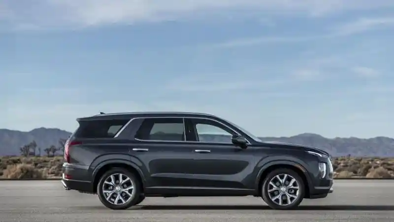 Foto - Hyundai Palisade Terendus Masuk Indonesia