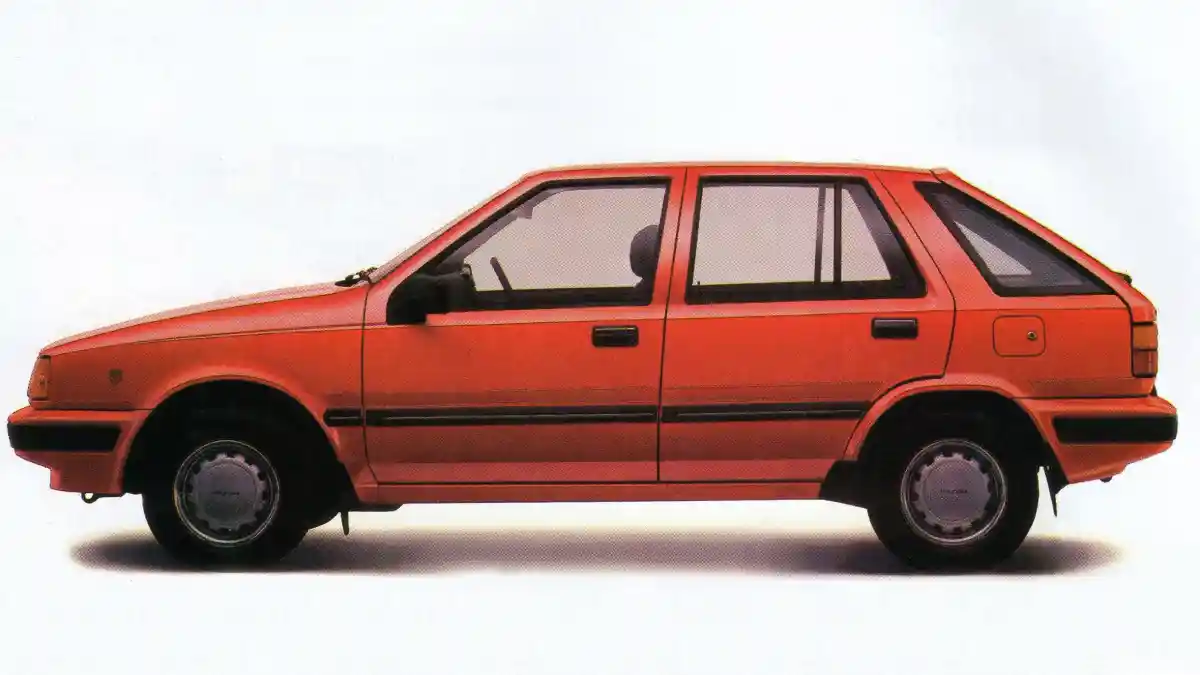 Foto - Inilah Mobil-Mobil Pertama Pabrikan Mobil kondang