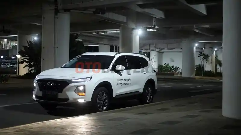 Foto - Tetap Santai Saat Berkendara Malam Hari Ada Caranya