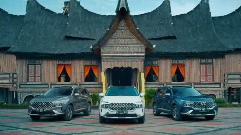 Foto - Hyundai New Santa Fe Resmi Dirilis, Banderol Mulai Rp 569 Juta