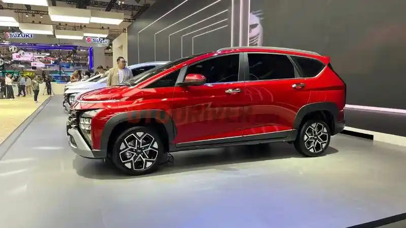 Berita - GALERI: Hyundai Stargazer X (21 FOTO)