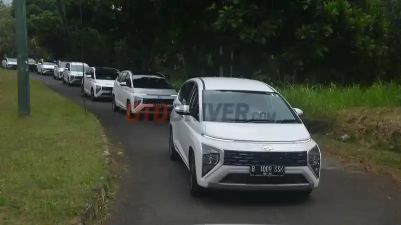 Foto - Hyundai Stargazer Cross Jadi Signal Kuat Penggebug Xpander Cross dan BR-V
