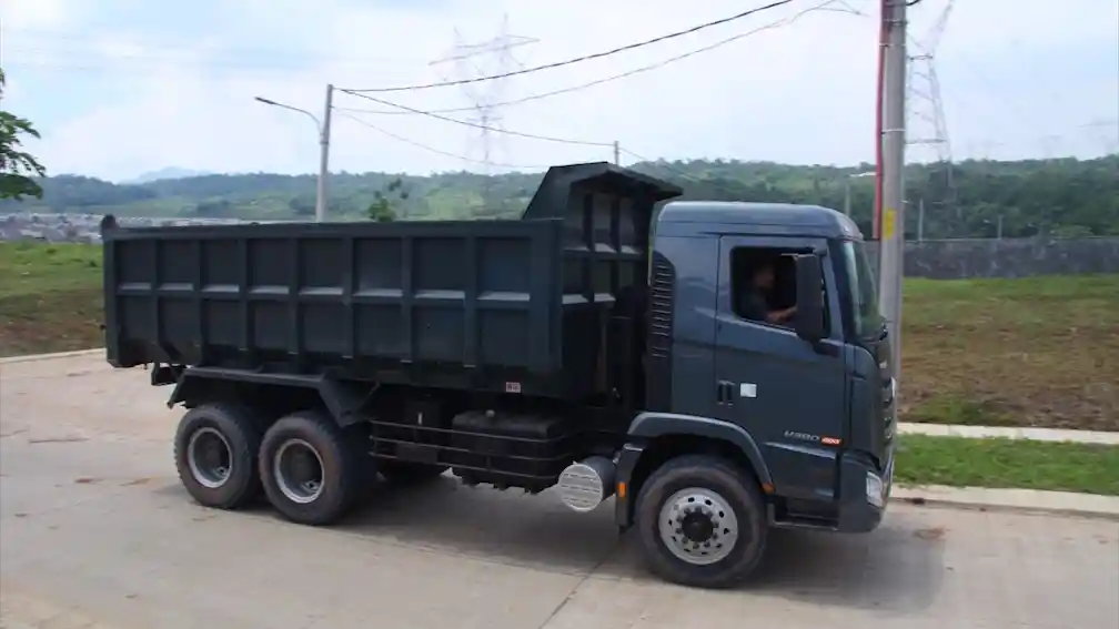 Foto - Hyundai Pamer Ketangguhan Dua Truknya, Siap Semburkan Tenaga 410 dk!