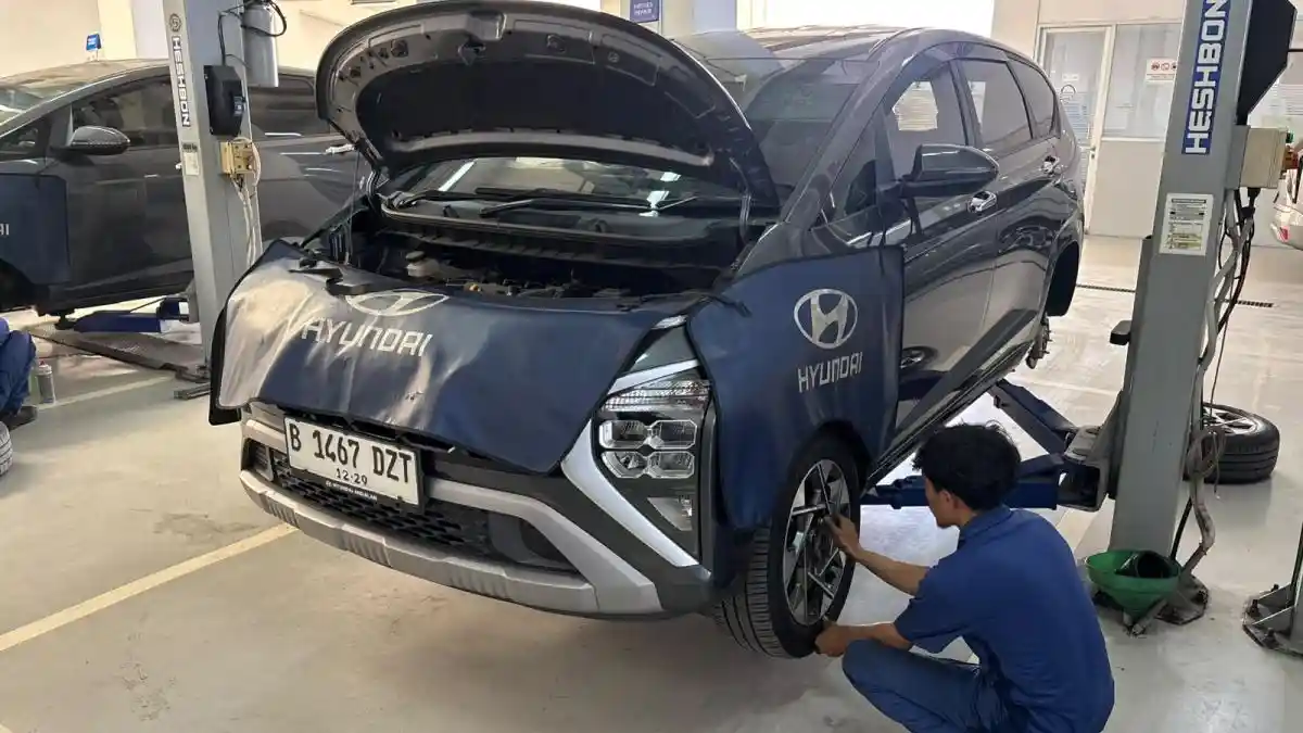 Foto - Hyundai Sunday, Semua Merek Gratis Cek Kendaraan di Dealer Resmi