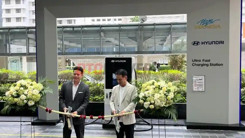 Foto - Hyundai Resmikan Ultrafast Charging Station di Indonesia, Isi Baterai 10%-80% Hanya 18 Menit