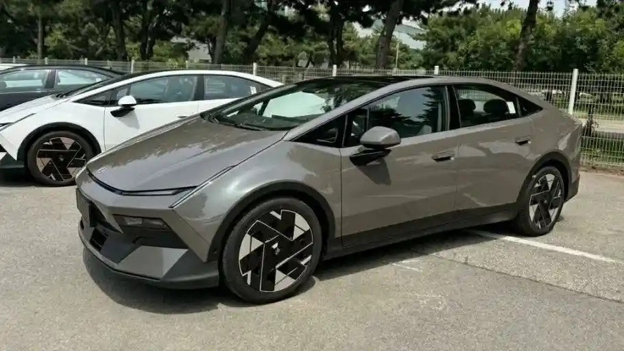 Berita - Hyundai Ioniq V Mulai Dipasarkan 21 Agustus Mendatang Di Cina