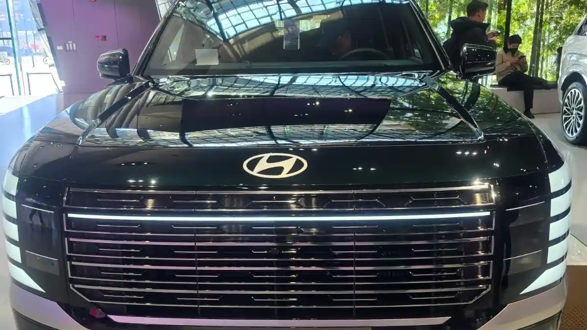 Foto - Sudah Bisa Dipesan Dengan Booking Fee Rp 10 Juta, Hyundai Palisade Terbaru Bak SUV Amerika Serikat