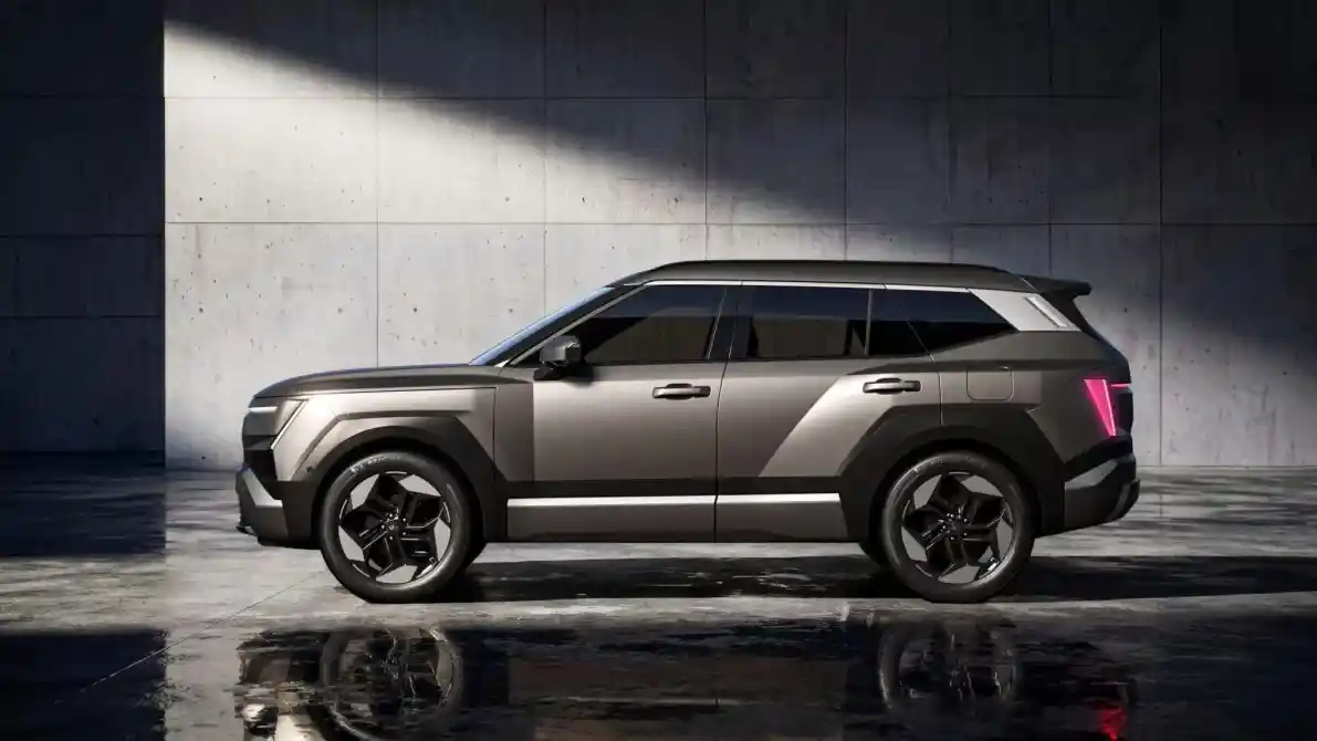 Foto - Desain Berani, Hyundai Tucson Generasi V Bukan SUV yang Kalem Lagi
