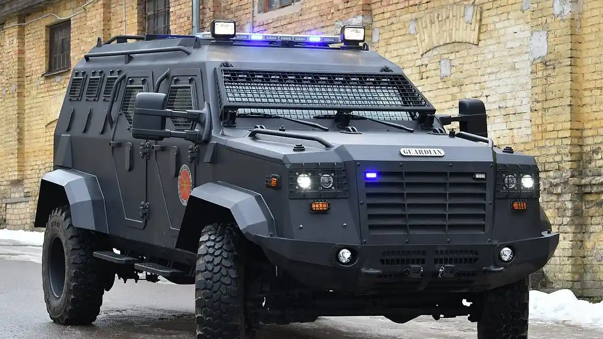 Foto - Mengenal Spesifikasi Rantis Brimob, Berbobot Mencapai 12 Ton