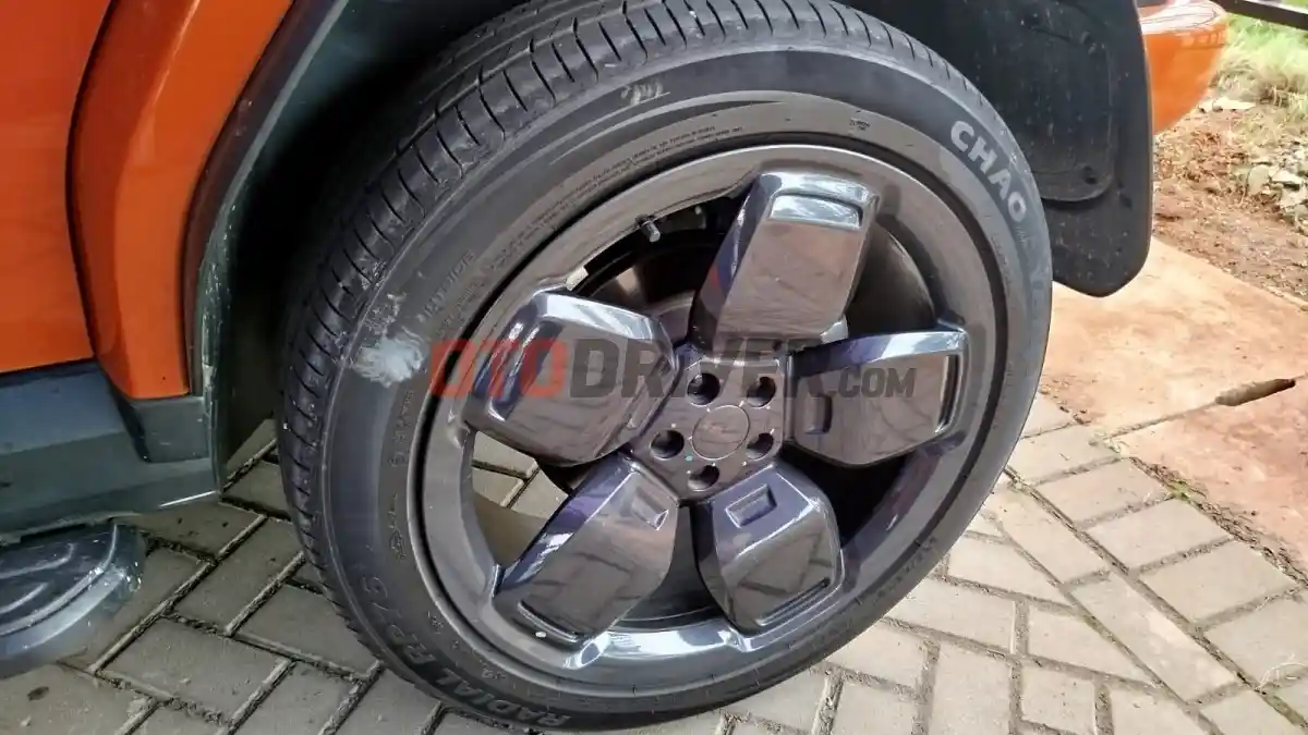 Foto - iCar V23 Sodorkan Tiga Varian Langsung, Ini Perbedaannya