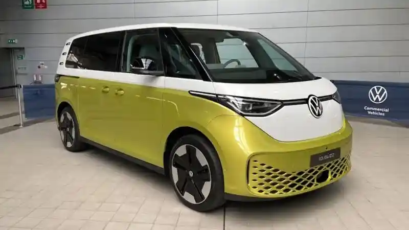 Foto - Kombi Elektrik Dipastikan Meluncur Juni 2024, Jarak Tempuh 482 KM