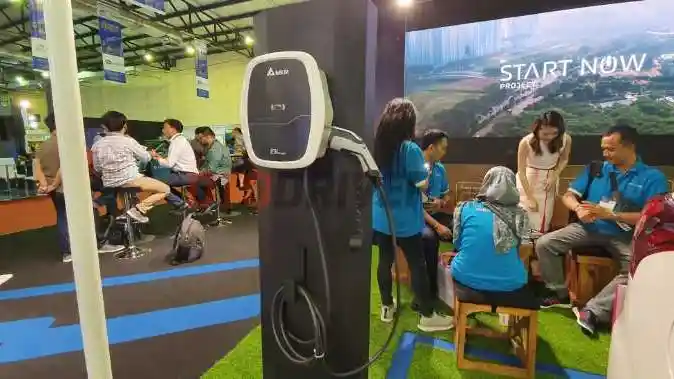 Foto - Charging Station di Beijing Lebih Banyak daripada Jumlah SPBU di Indonesia
