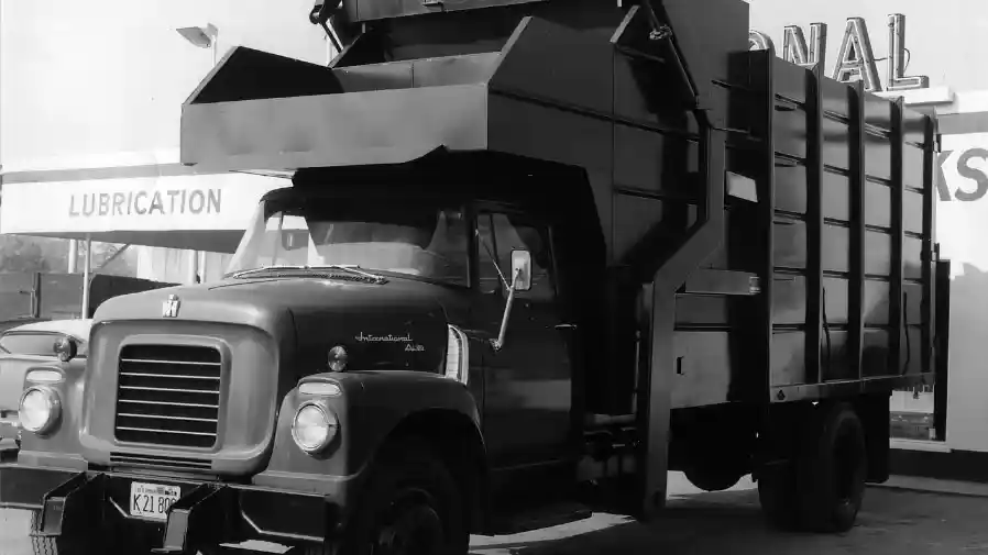 Foto - International Sightliner, Truk Langka Yang Bintangi Film Real Steel