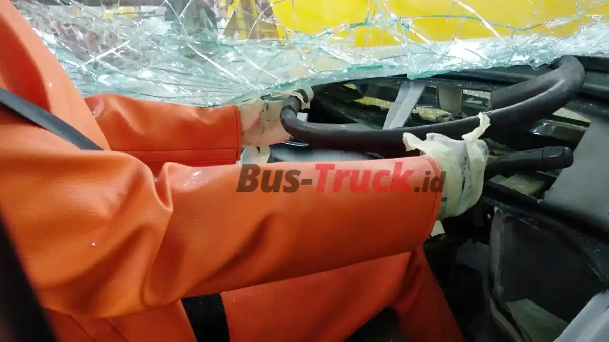 Truk - Kecelakaan Truk Ciawi : Darurat Operasional Truk Di Indonesia!