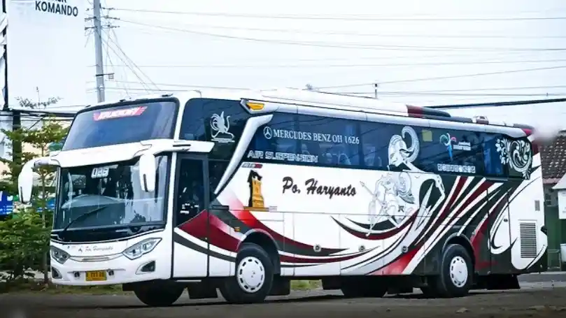 Foto - PO Haryanto Incar Sasis Dan Bodi Bus Yang Usia Pakainya Lebih Panjang