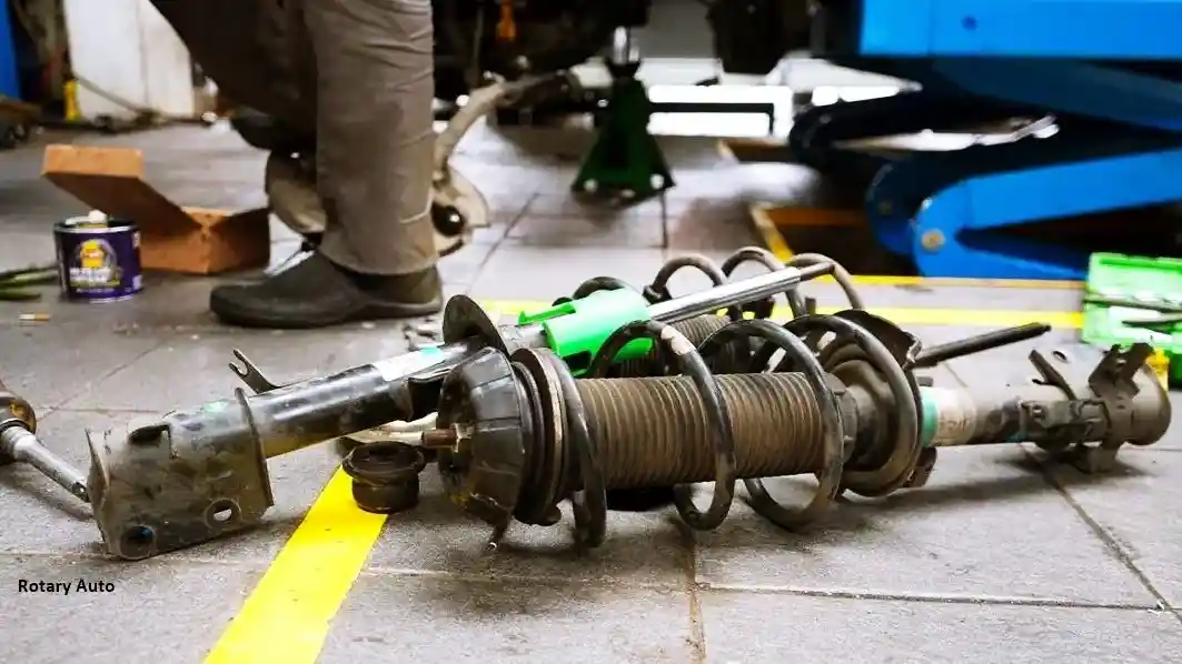 Foto - Awas Jika Ada Bunyi Yang Aneh Di Kaki-Kaki Mobil Anda