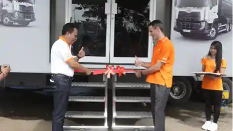 Foto - UD Trucks Beri Perhatian Lebih Bagi Pengemudi Truk Indonesia