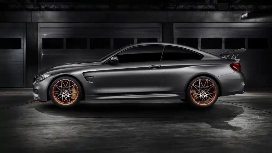 Berita - VIDEO: BMW M4 Tersangar Bertitel GTS