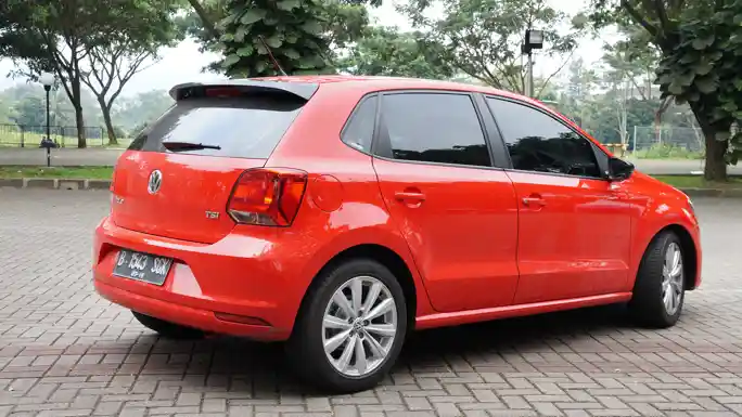 Foto - FIRST DRIVE: VW Polo 1.2 TSI