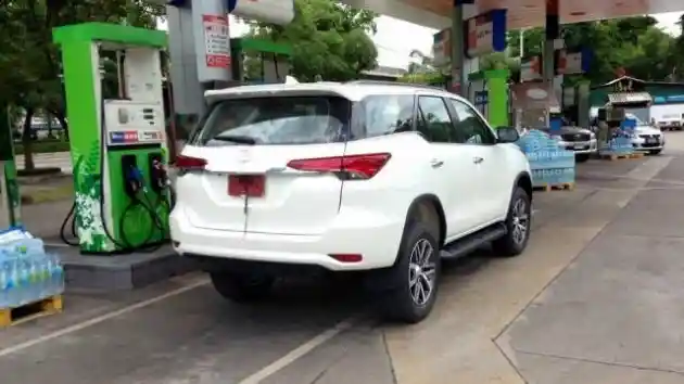 Foto - Detail All New Fortuner 2016 Semakin Jelas