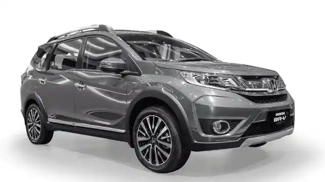 Foto - Wujud Honda BR-V Dalam 6 Warna Berbeda