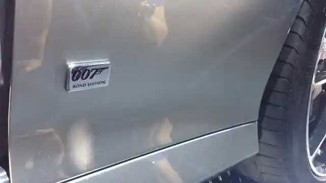 Foto - Aston Martin DB9 GT Bond Edition, Hanya 1 Unit Di Indonesia