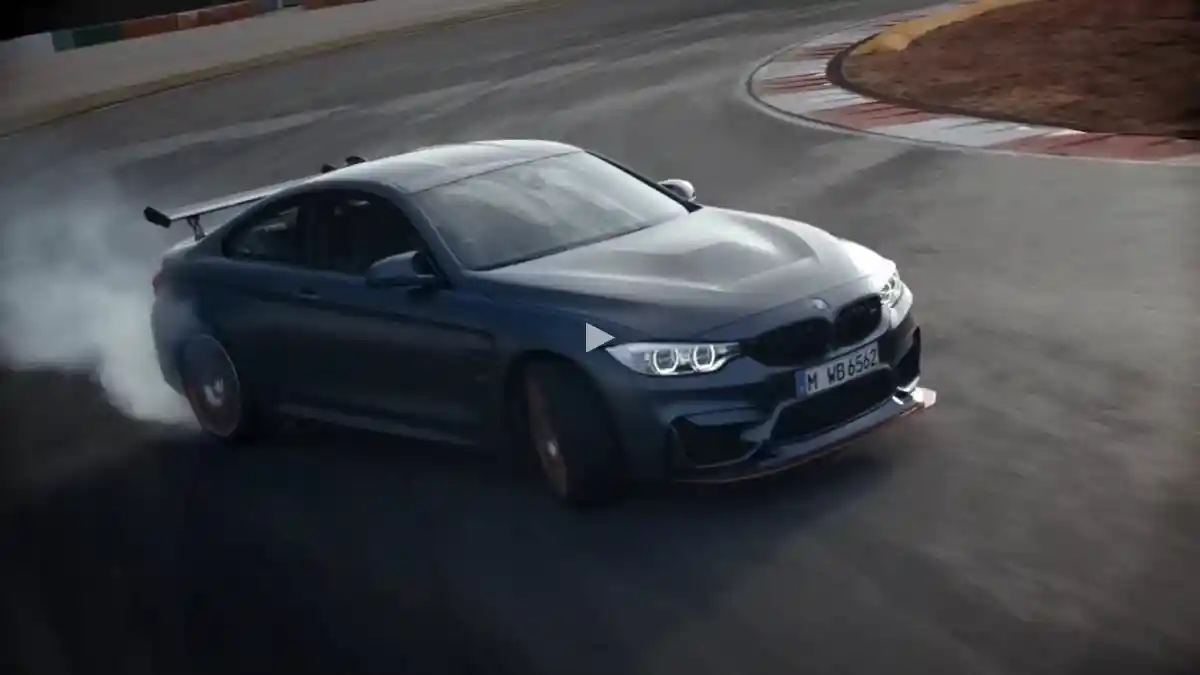 Berita - VIDEO: Kebuasan BMW M4 GTS , Mobil Balap Yang Legal Di Jalan