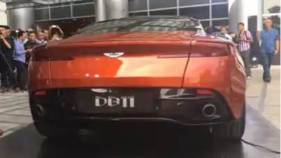 Foto - Berapa Lama Sebuah Aston Martin Sampai di Tangan Konsumen Indonesia?