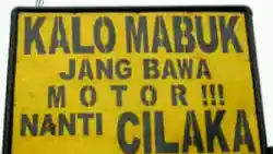 Foto - Lucu, Rambu Peringatan Unik Di Jalur Mudik