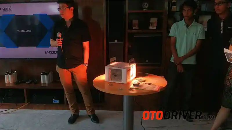 Foto - Indonesia Mirage Club dan V-Kool Bikin Workshop Kaca Film 