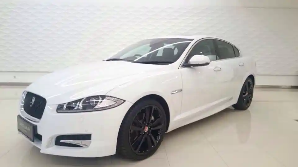 Berita - Jaguar XF Sport Package, Paduan Kemewahan Dan Ningrat