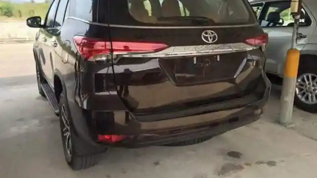 Foto - All New Fortuner Baru Meluncur Tahun Depan?