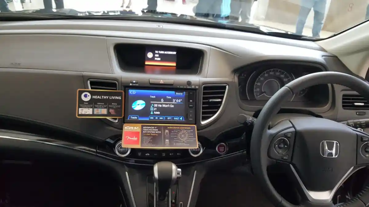 Foto - Honda CR-V 2.4L Prestige Baru Dilengkapi Audio Dari Fender 