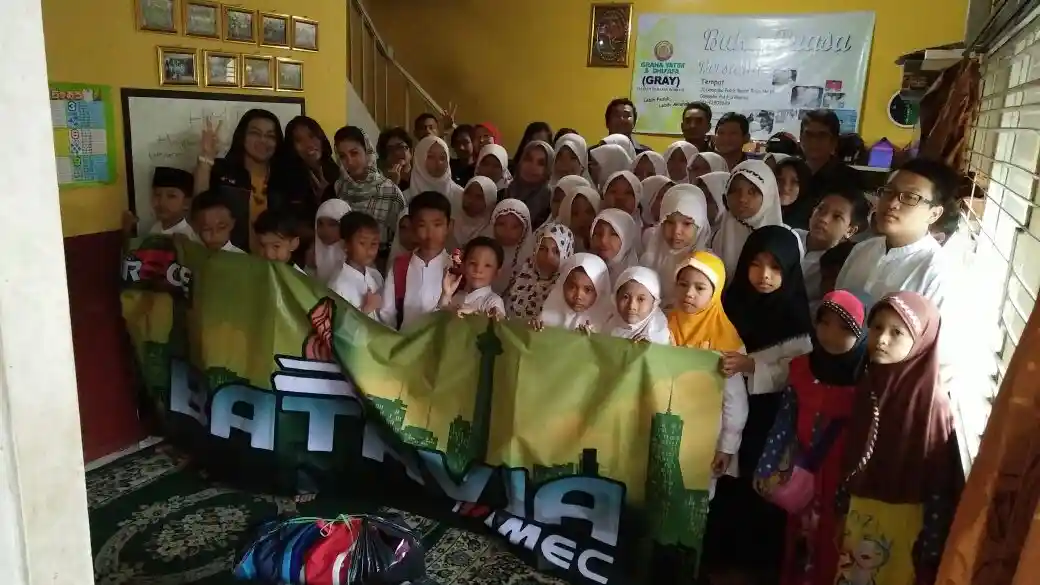 Foto - Indonesia Mirage Club: Bukber Peduli Anak Yatim Sembari Malam Mingguan