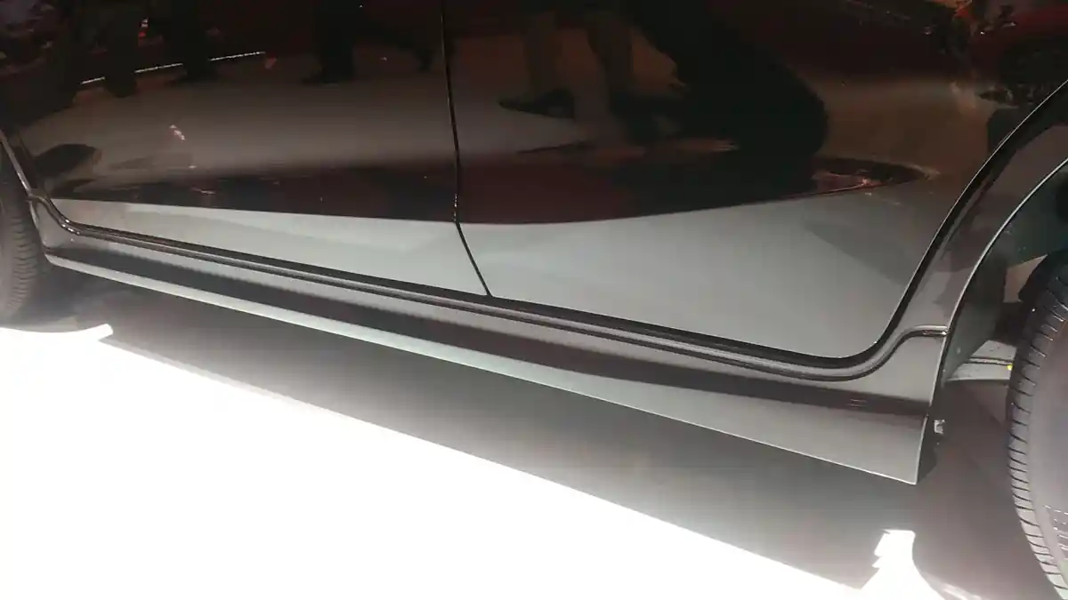 Foto - Honda Brio RS Special Edition Hanya Dijual Di GIIAS 2016. Ini Bedanya