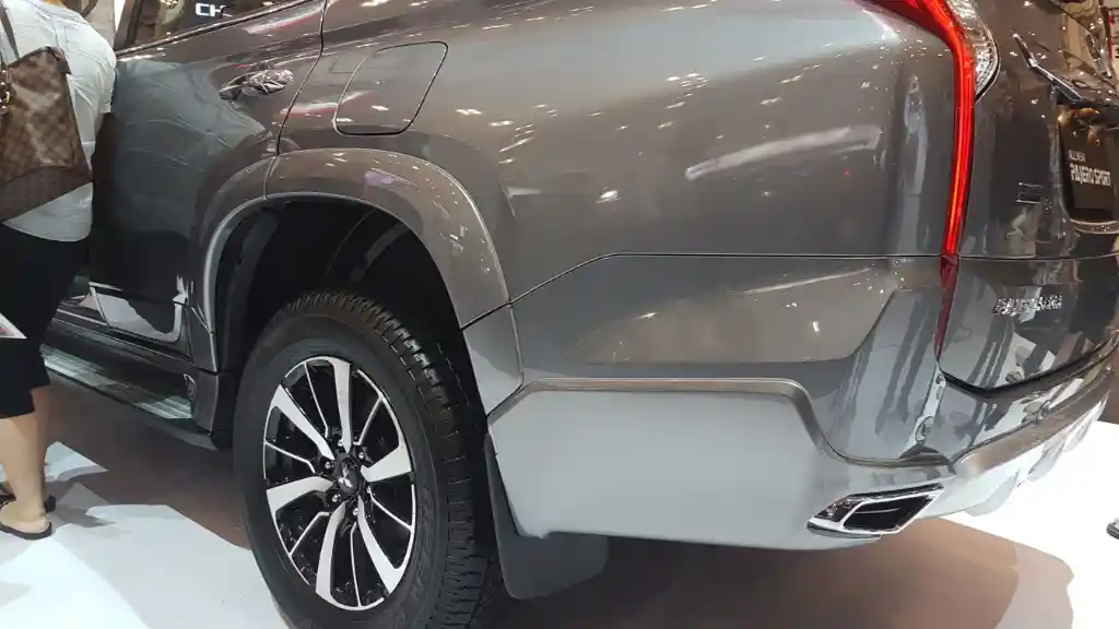 Foto - GIIAS 2016: Mitsubishi Hadirkan All New Pajero Sport Limited Edition