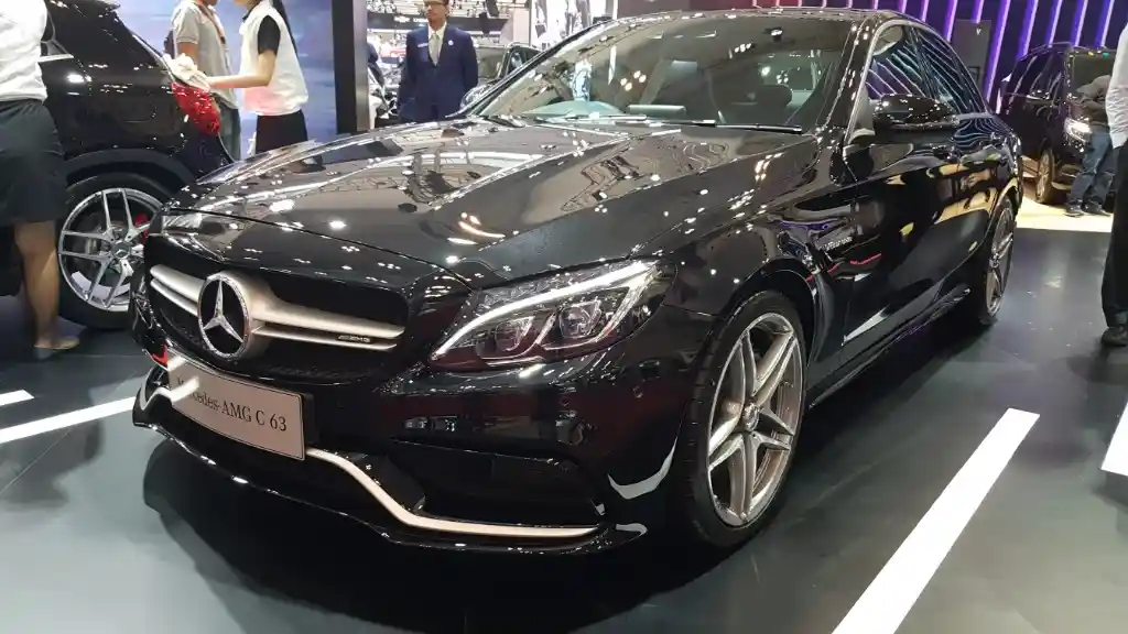 Berita - Begini Spek Dan Harga 4 Varian Mercedes-AMG Yang Mejeng Di GIIAS 2016