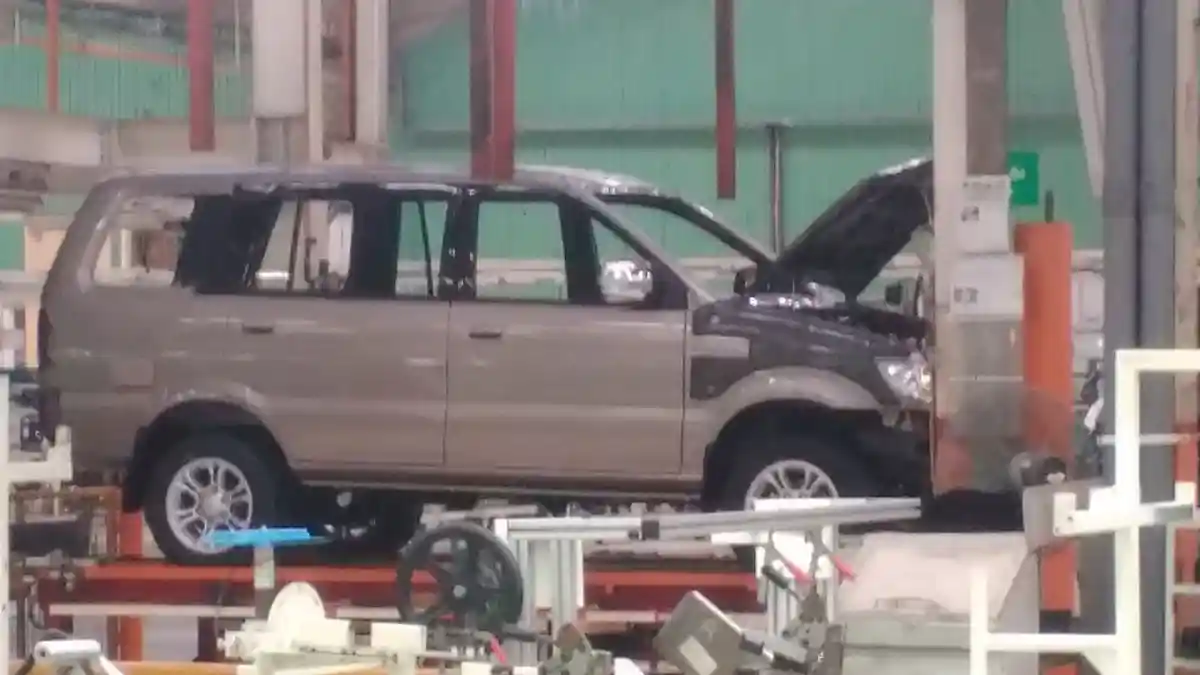 Foto - Rahasia di Balik Ketangguhan Mesin Diesel Isuzu Panther
