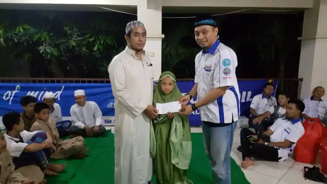 Foto - Ertiga Club Indonesia Jakarta Tebar Kebahagiaan Dengan Sahur di Panti Asuhan