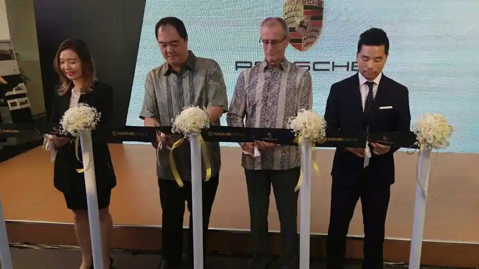 Foto - Eurokars Resmikan Markas Baru Sekaligus Showroom Porsche yang Strategis