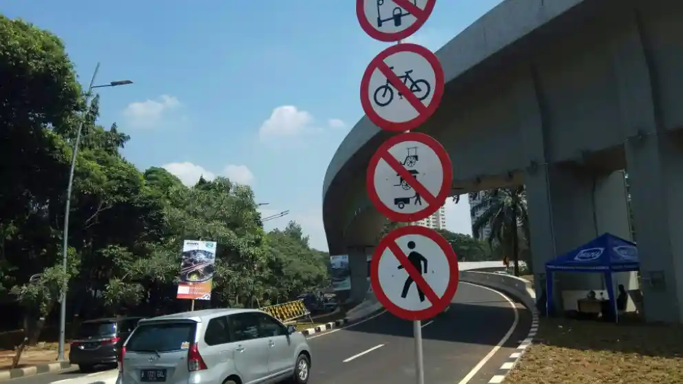 Foto - Sistem Tilang E-TLE di Jakarta Bisa Saja Diperluas