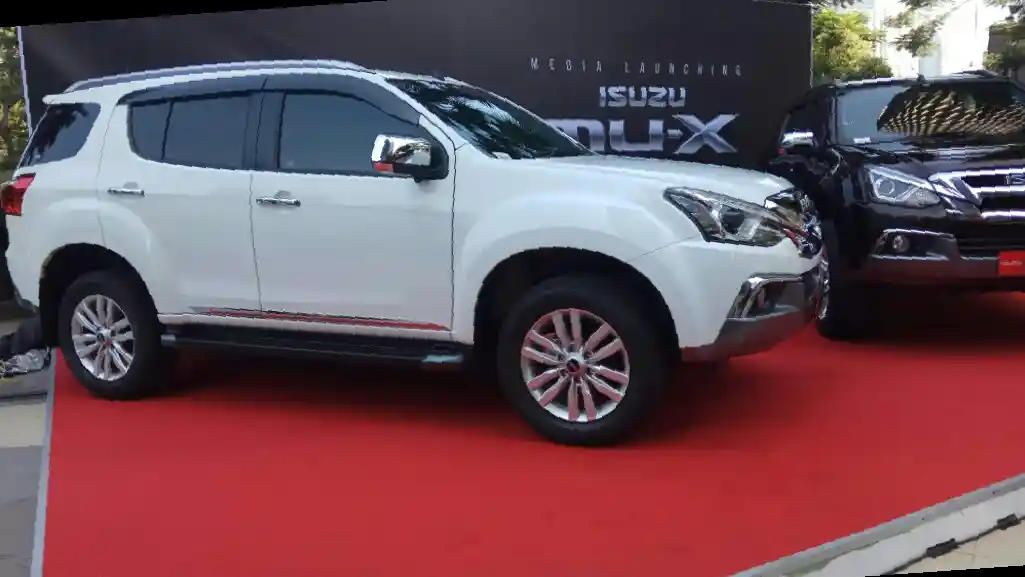 Foto - Musuh Fortuner dan Pajero Sport Satu ini Akan Facelift Tahun Depan