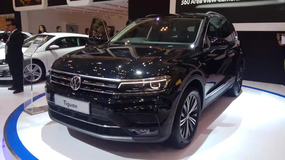 Foto - Daftar Harga VOLKSWAGEN Terbaru (Juli 2018)